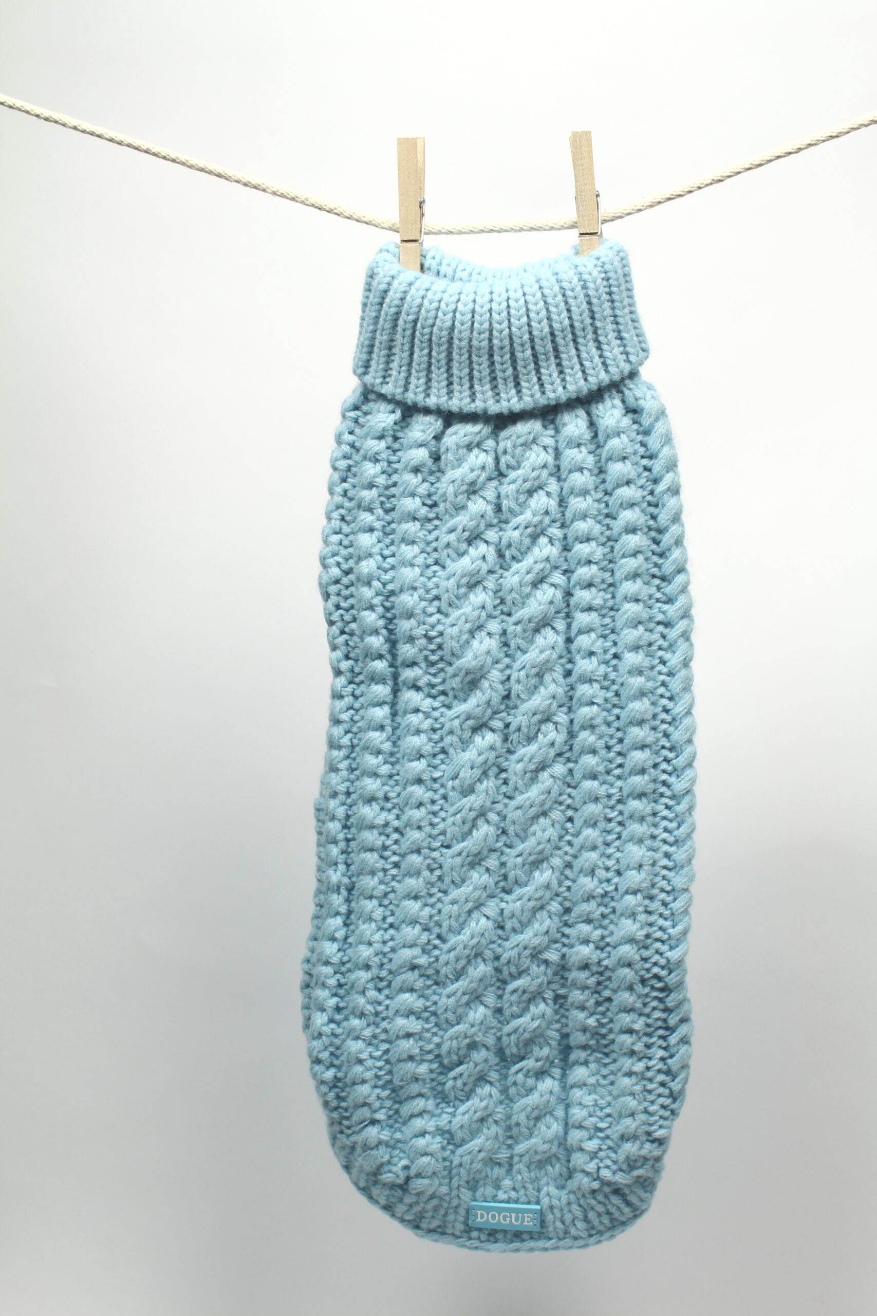 Cable Knit Jumper blue